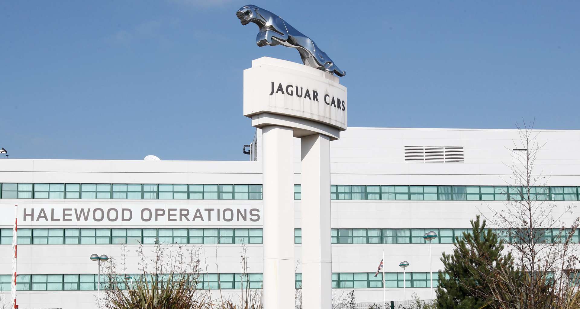 汽車工業｜英國8月汽車產量下滑18.2%，電動化車型逆勢成長40.9%