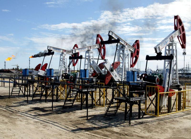 能源|油價跌勢未止,美中會談與OPEC+增產傳聞牽動走向