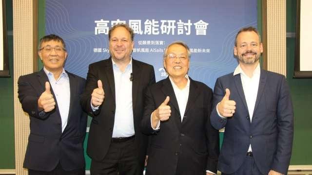 輝達入股英特爾 施振榮：對AI發展影響要大過對晶圓代工影響