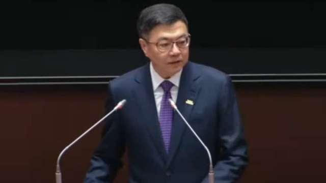 卓揆指示全力搜救失聯民眾 強化防災體系及處置堰塞湖 率先捐出月薪所得