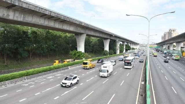 高公局：中秋連假國道估有大量車潮 7步驟防二次車禍
