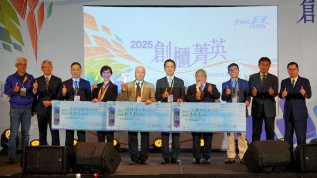 創櫃菁英選拔聚焦AI、VR及生技 大鵬、鋐耀、泰陞獲選前三名