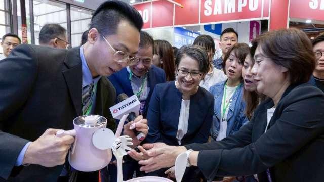 蕭美琴:導入AI成為新世代家電趨勢 政府推電器減免、補助讓國人生活更有感