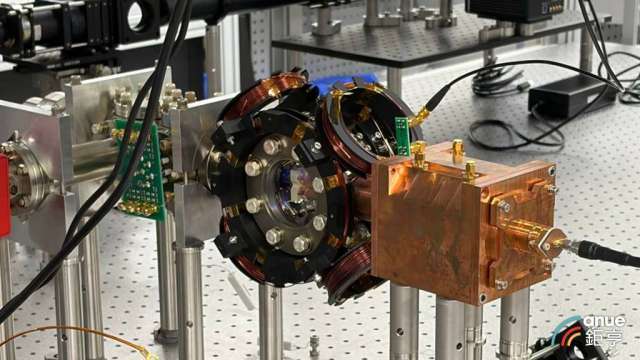 鴻海攻量子計算明年可達成2位元邏輯運算 2027年推5至10位元電腦原型