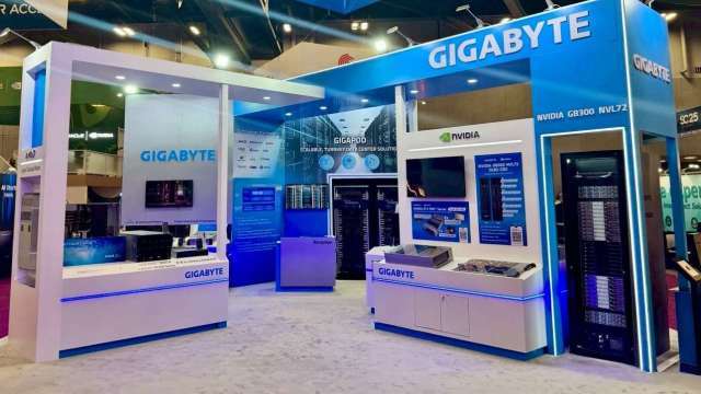 技嘉旗下技鋼SC25展出AI全系列伺服器與液冷機櫃 鎖定高效能運算極限