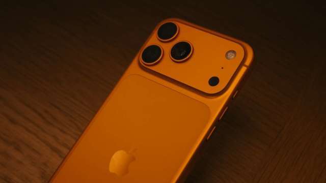 台灣二手手機10月回收量月成長53% 三星Galaxy Z Fold7跌價最多