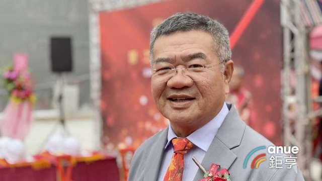 邑昇龜山二期擴建案鎖定伺服器板 董座簡榮坤：明年Q1量產