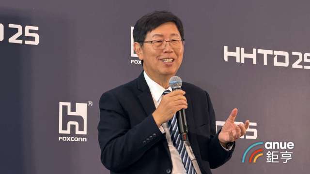 〈鴻海科技日〉全新電動車MODEL A亮相 劉揚偉定位「From Japan, for Japan」