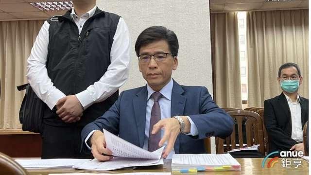 〈財委會質詢〉台版穩定幣何時上路？彭金隆：最快2026下半年 取決於立院審查進度