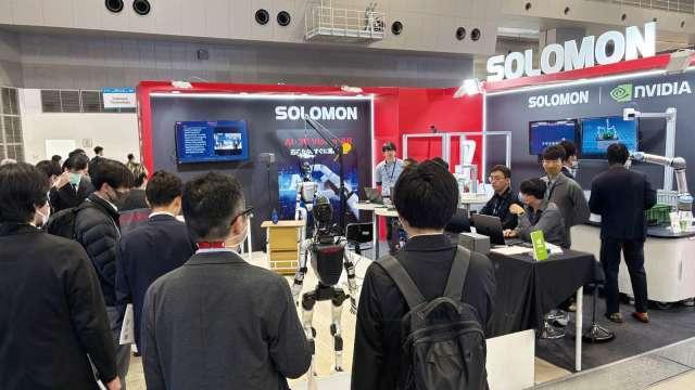 所羅門展人形機器人 全球首創全流程自主操作