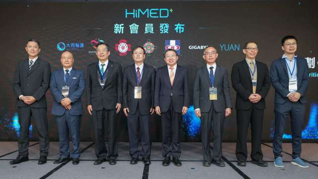 〈醫療科技展〉鴻海發起HiMEDt再添7位新成員 聰泰、技嘉入列