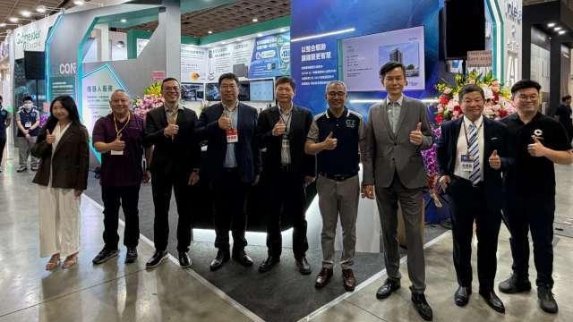 易控智慧攜手英特爾、建碁、研華、信驊、施耐德電機 打造智慧建築軟硬體整合第一品牌，提供一條龍最佳解決方案