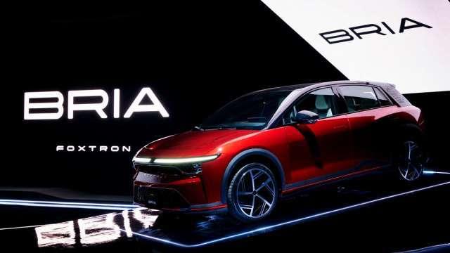 鴻華先進轉型品牌首款電動車BRIA正式發表上市 入門款89.9萬元起