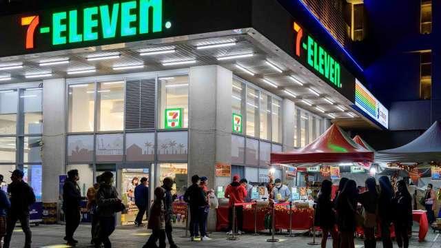 7-11千家門市搶啖跨年商機 人力和商品備貨擴增2-5倍