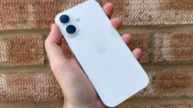 台灣11月手機市場價跌量縮 iPhone 17系列撐盤包辦熱銷前五名