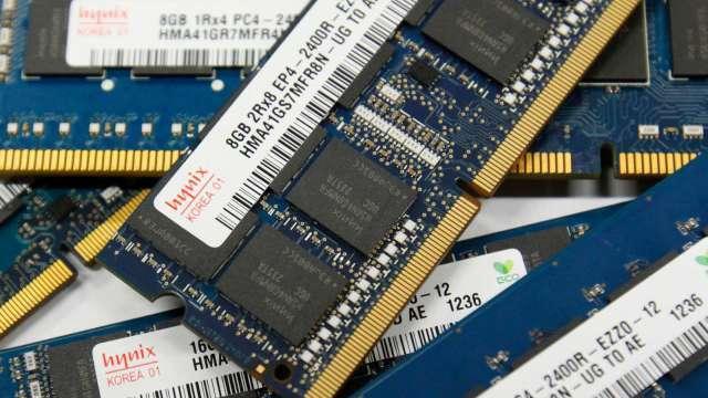 記憶體漲勢不歇 華邦電衝3位數 南亞科亮燈成第12大權值股