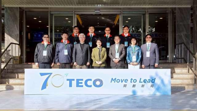 蕭美琴參訪東元產線 聚焦無稀土馬達、無人機與機器人關節模組