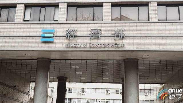 談判進展、台積電擴大赴美？何晉滄：力爭「不疊加」及232稅率最優 神山會「根留台灣」