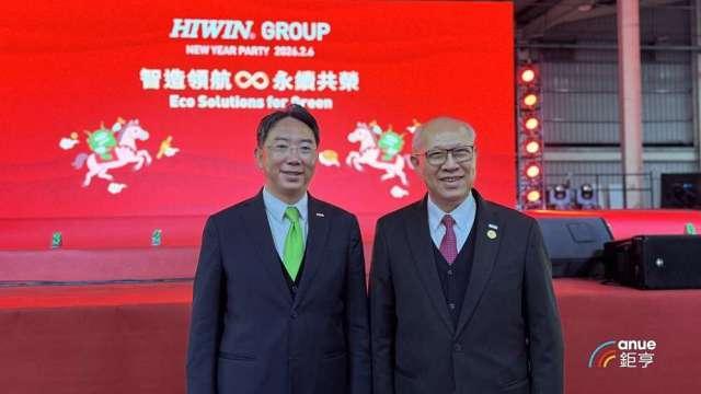 〈上銀尾牙〉卓永財卓文恒父子難得同框 看好今年機器人營收超越1成