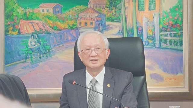 兆豐金董座董瑞斌：Fed 決策基準看 PCE 非 CPI，預警油價通膨 5 月顯現