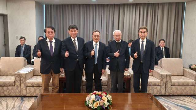 〈台塑企業春酒〉吳嘉昭：集團加速全方位轉型 2030年轉型效益將達386億元