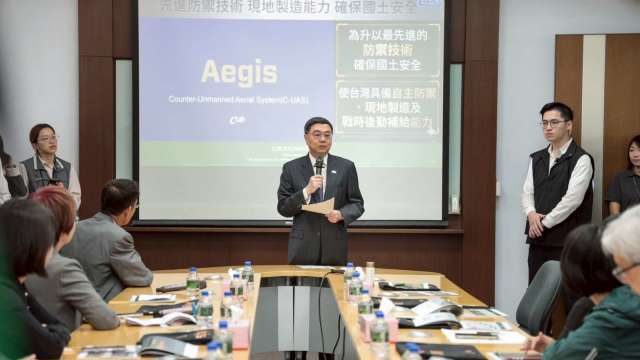 發展無人機為重中之重！卓揆參訪為升：6年442億打造無人機供應鏈亞太中心