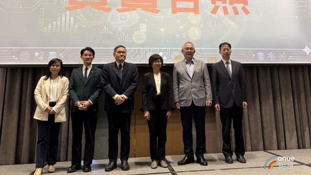 AI無法取代真人！金管會籲共創負責任的數位金融 勞動部擬推勞權指引