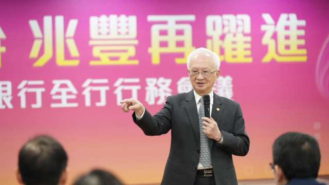 兆豐銀全行經理人大會 董座董瑞斌揭藍圖：財管和消金並進拚數位轉型