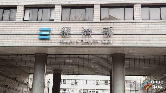 平定「塑」荒！經部聯手小北、振宇五金 確保全台商圈貨架補滿、同步鼓勵減塑