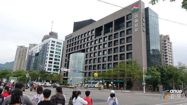 信義房屋再奪公司治理評量特優 「股東權益」與「永續治理」獲滿分