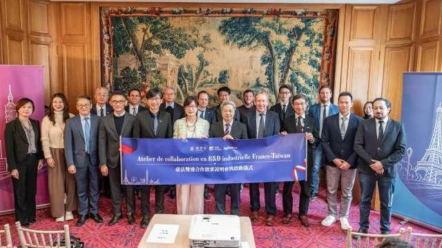 台法攜手進軍歐洲供應鏈！龔明鑫率團赴法與Eutelsat簽約 助攻台廠插旗6G衛星生態系