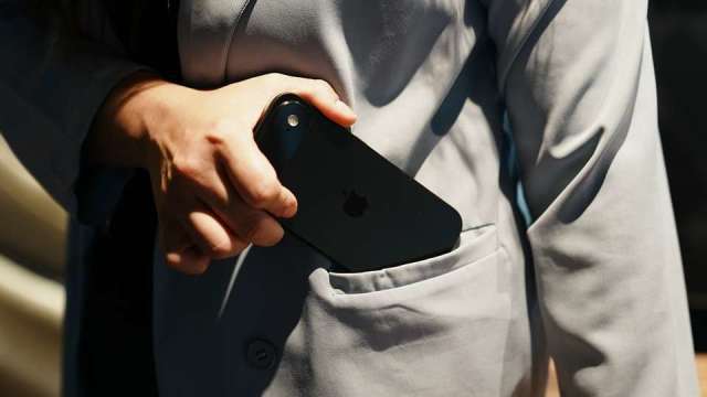 iPhone 17銷量半年破133萬台 通訊行：零組件成本走揚空機價反彈