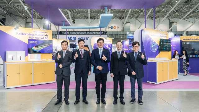 默克材料與設備雙軸布局 助攻顯示技術轉型