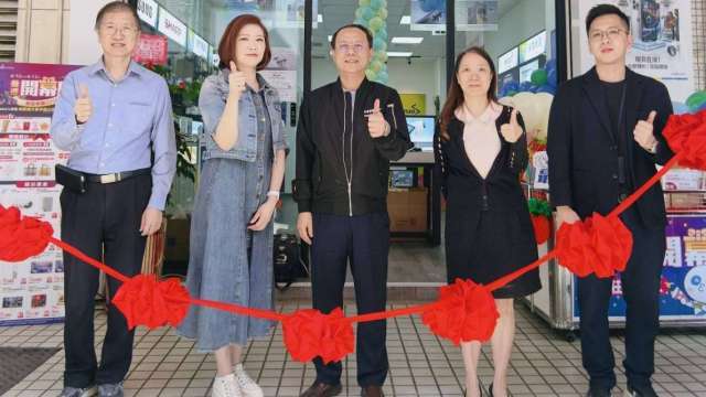 神腦強攻高毛利周邊 攜手中華電拓展新莊店並布局媽祖繞境商機