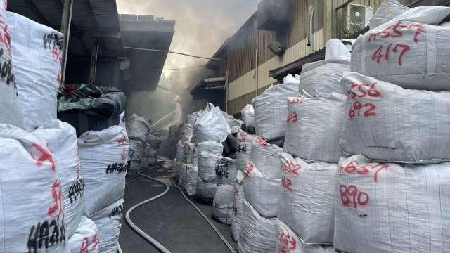 金益鼎新竹西濱路廠區火警已在下午2時撲滅無人員傷亡