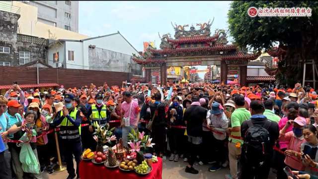 想跟著46萬香燈腳朝聖卻沒假？104調查：僅9.3%企業給假優於法令 75%新人沒特休